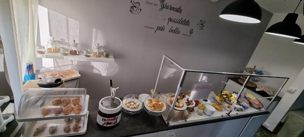 Hotel Astoria Ричоне Екстериор снимка