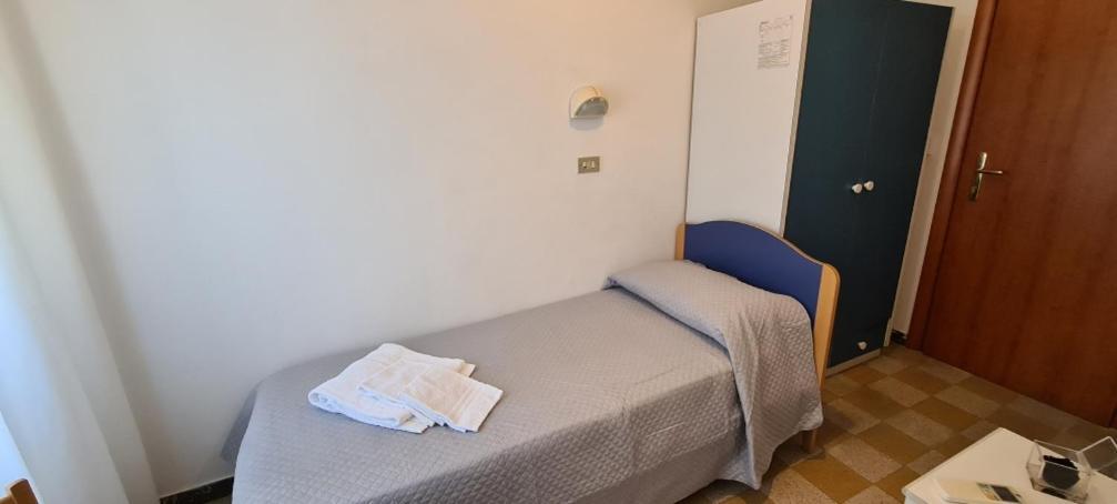 Hotel Astoria Ричоне Екстериор снимка