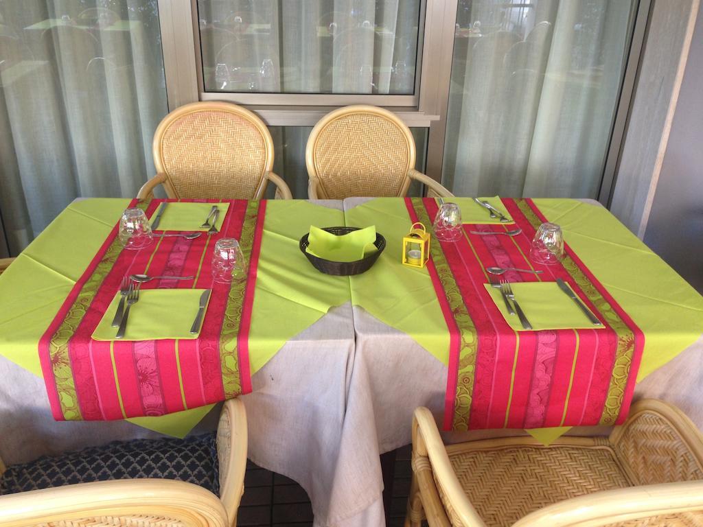 Hotel Astoria Ричоне Екстериор снимка